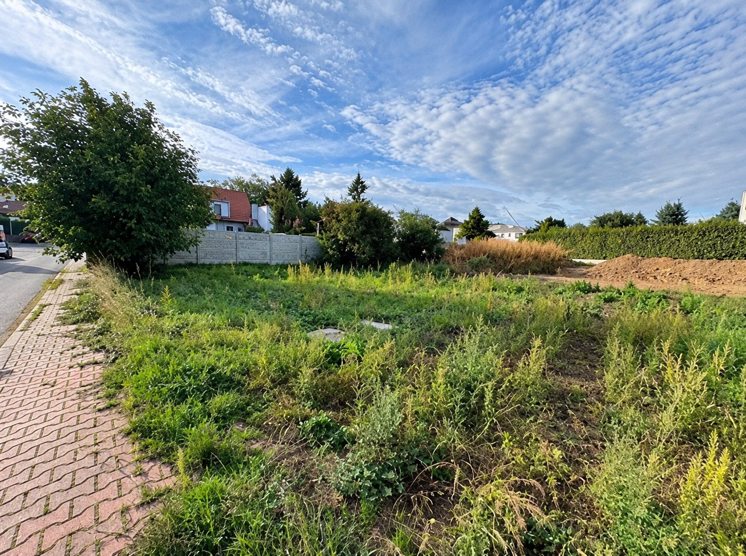 Stavební pozemek Praha 6 – Nebušice